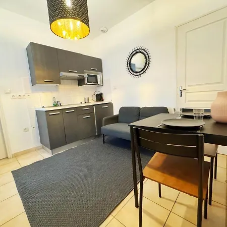 Apartament Axelle - Check In H24 - Wifi